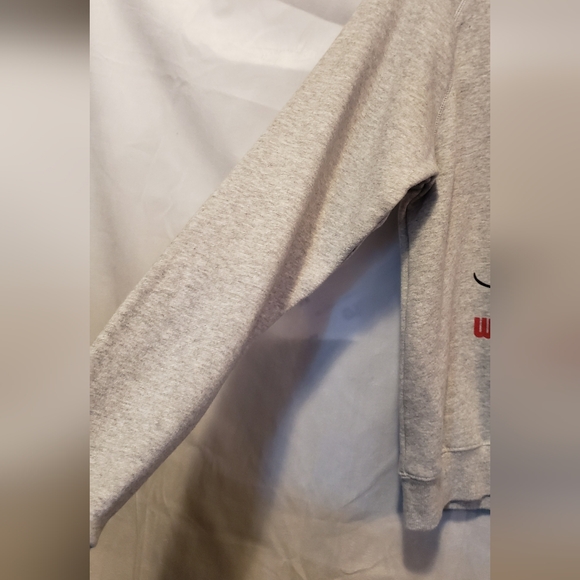 Vintage Disney Pullover Sweater Size S Grey Crewneck Walt Disney World - Picture 13 of 16